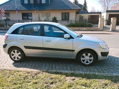 gebraucht Kia Rio 