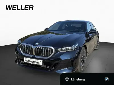 Gebraucht BMW 520 Comfort Edition 197 PS (144 kW) 2025 Carbonschwarz (schwarz) Limousine