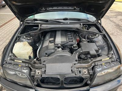 gebraucht BMW 323 i 170ps Baujahr 03.2000 6 Zylinder
