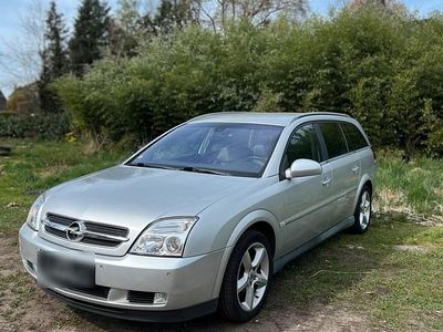 Second-hand Opel Vectra 250 CP (183 kW) 2004 Argintiu Break
