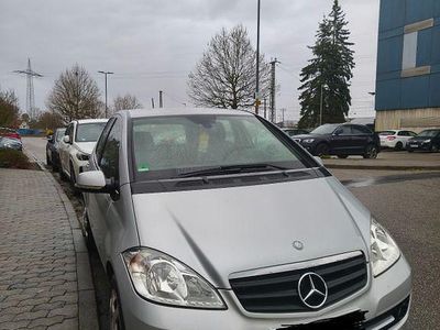 Gebraucht Mercedes A150 95 PS (69 kW) 2010 Silber Limousine