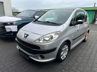 Occasion Peugeot 1007 Filou 73 PK (53 kW) 2006 Grijs MPV