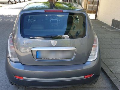Lancia Ypsilon