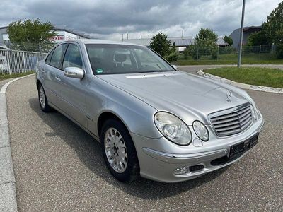 Mercedes E200