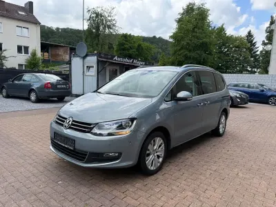 Gebraucht VW Sharan Comfortline 150 PS (110 kW) 2013 Blau Van / Kleinbus