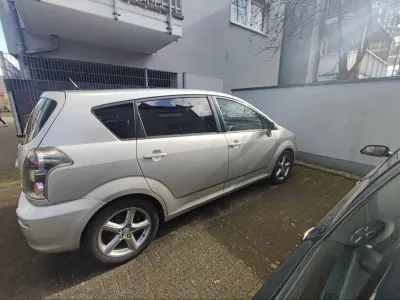 Gebraucht Toyota Corolla Verso Sol 177 PS (130 kW) 2008 Silber Van / Kleinbus