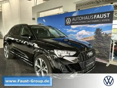 Używany Audi Q3 S-Line 150 KM (110 kW) 2021 Czarny SUV