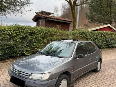 Gebraucht Peugeot 306 88 PS (64 kW) 1997 Grau Coupé