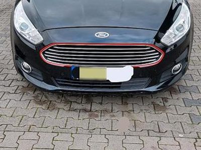 Gebraucht Ford S-MAX S 150 PS (110 kW) 2015 Schwarz Van / Kleinbus