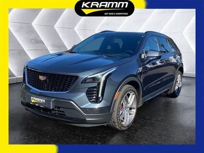 Grau Gebraucht 2021 Cadillac XT4 SUV | 29.500 € (Guter Preis)