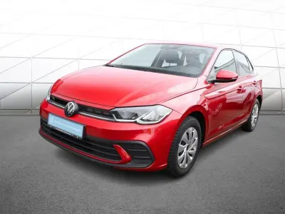Gebraucht VW Polo Life 80 PS (58 kW) 2023 Kings red metallic Kleinwagen