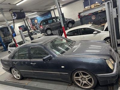 Gebraucht Mercedes E50 AMG AMG 347 PS (255 kW) 1997 Blau Limousine