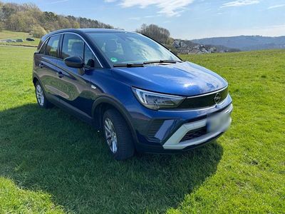 Second-hand Opel Crossland Elegance 131 CP (96 kW) 2022 Albastru SUV