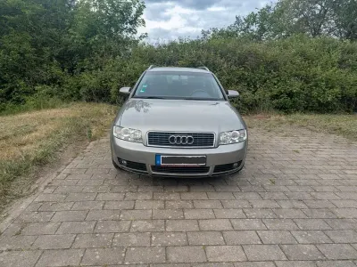 Używany Audi A4 131 KM (96 kW) 2004 Srebrny Kombi