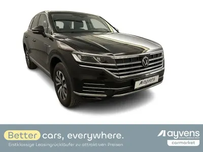 Gebraucht VW Touareg Elegance 286 PS (210 kW) 2022 Tamarindenbraun metallic SUV