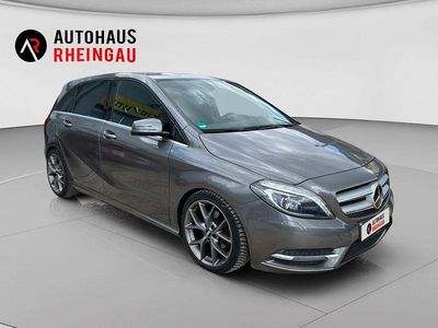 Usata Mercedes B200 156 CV (114 kW) 2013 Grigio Monovolume