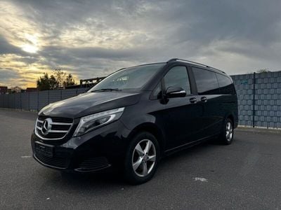 Mercedes V220