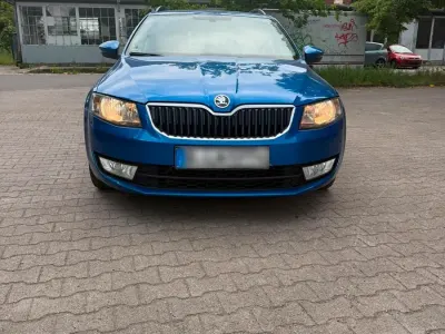 Gebraucht Skoda Octavia 150 PS (110 kW) 2014 Blau Kombi