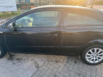 Opel Astra GTC
