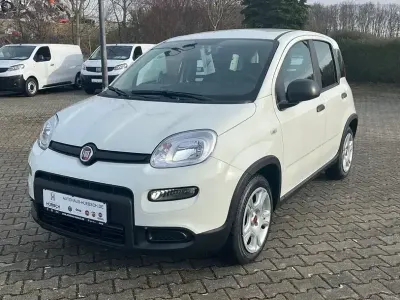Gebraucht Fiat Panda 70 PS (51 kW) 2024 Weiß Kleinwagen