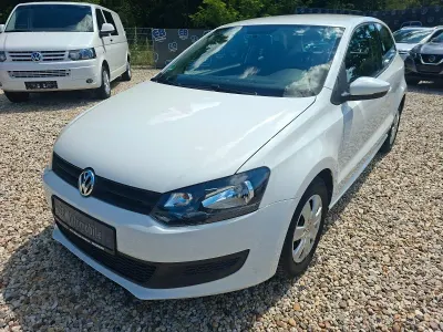 Gebraucht VW Polo Trendline 60 PS (44 kW) 2011 Weiß Kleinwagen
