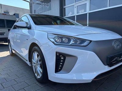 Gebraucht Hyundai Ioniq Style 88 kW (120 PS) 2019 Polar white / sol Kleinwagen