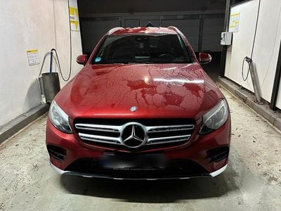 Gebraucht Mercedes GLC250 AMG line 211 PS (155 kW) 2017 Rot SUV