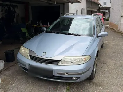 Usata Renault Laguna II 120 CV (88 kW) 2001 Blu Station wagon