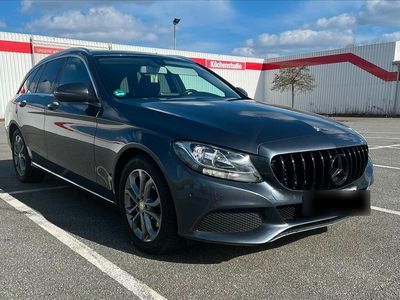 Gebraucht Mercedes C220 170 PS (125 kW) 2016 Grau Kombi