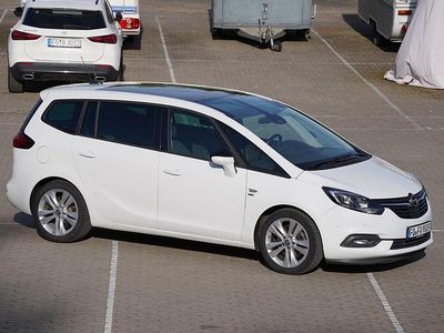 Usata Opel Zafira Tourer 170 CV (125 kW) 2019 Bianco Monovolume
