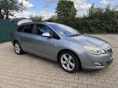 Gebraucht Opel Astra Edition 95 PS (69 kW) 2012 Kombi