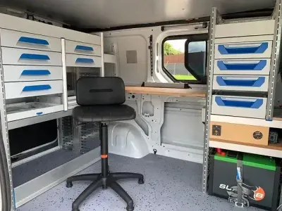 Gebraucht Opel Vivaro 125 PS (91 kW) 2018 Weiß Van / Kleinbus