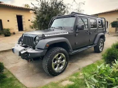 Gebraucht Jeep Wrangler Rubicon 200 PS (147 kW) 2016 Schwarz SUV