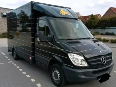 Używany Mercedes Sprinter 163 KM (119 kW) 2012 Czarny
