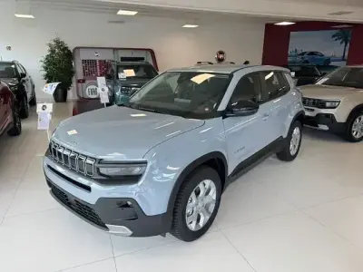 Neu Jeep Avenger Altitude 101 PS (74 kW) 2025 Grau SUV