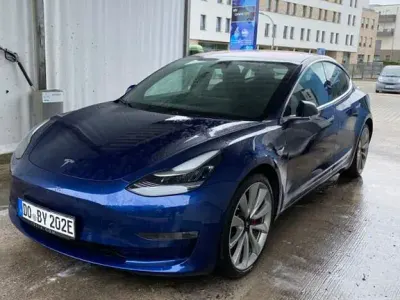 Gebraucht Tesla Model 3 Performance 355 kW (483 PS) 2019 Blau Limousine