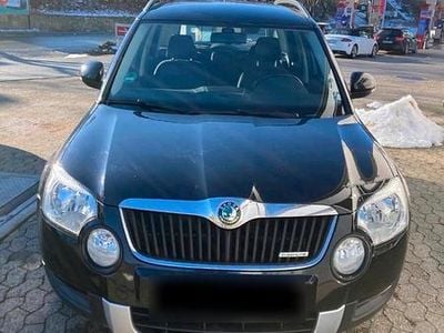 Gebraucht Skoda Yeti GreenLine 105 PS (77 kW) 2013 Schwarz SUV