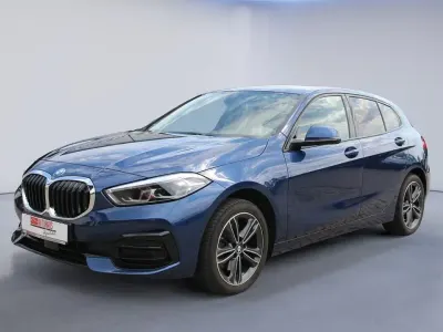 Gebraucht BMW 118 Sport Line 136 PS (100 kW) 2023 Blau Kleinwagen