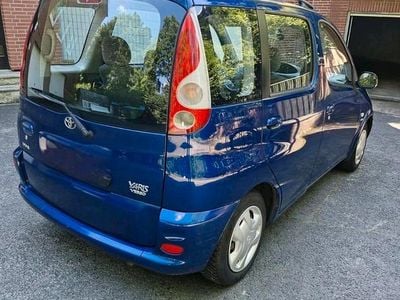 Gebraucht Toyota Yaris 86 PS (63 kW) 2002 Blau Kombi