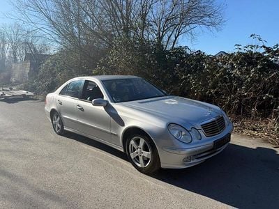 Gebraucht Mercedes E320 Avantgarde 224 PS (164 kW) 2004 Silber Limousine