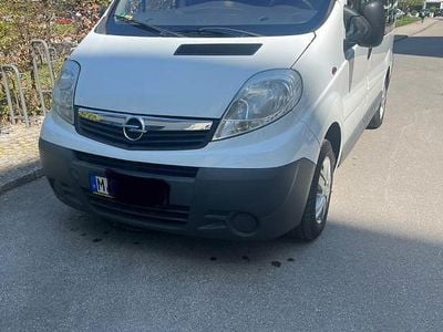 Usata Opel Vivaro 114 CV (83 kW) 2012 Bianco Monovolume