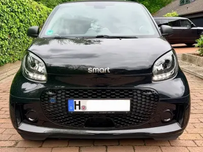 Używany Smart ForTwo Electric Drive 60 kW (82 KM) 2020 Czarny Kabriolet