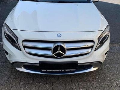 Mercedes GLA200