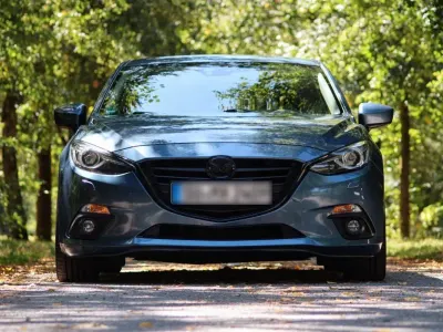 Gebraucht Mazda 3 Nakama 120 PS (88 kW) 2016 Blau Limousine