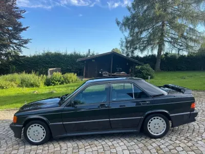 Gebraucht Mercedes 190 194 PS (142 kW) 1992 Schwarz Limousine