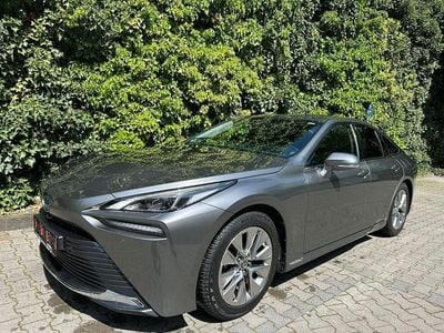 Usata Toyota Mirai Executive 182 CV (133 kW) 2022 Grigio Berlina