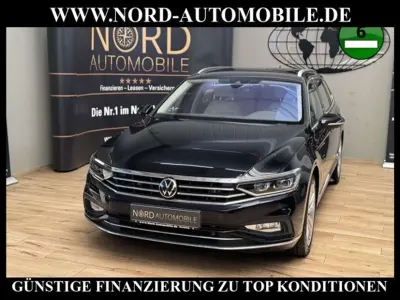 Gebraucht VW Passat Elegance 200 PS (147 kW) 2022 Deep black perleffek (metallic) Kombi