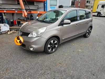 Gebraucht Nissan Note I-Way 88 PS (64 kW) 2013 Beige Kleinwagen