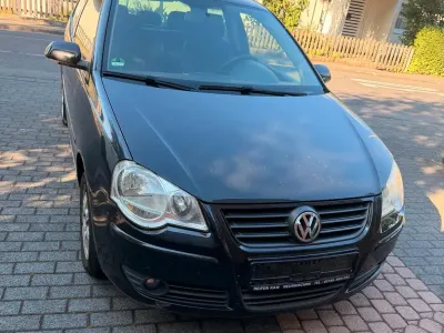 Gebraucht VW Polo 70 PS (51 kW) 2006 Schwarz Kleinwagen