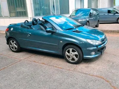 Gebraucht Peugeot 206 CC 109 PS (80 kW) 2005 Blau Cabrio